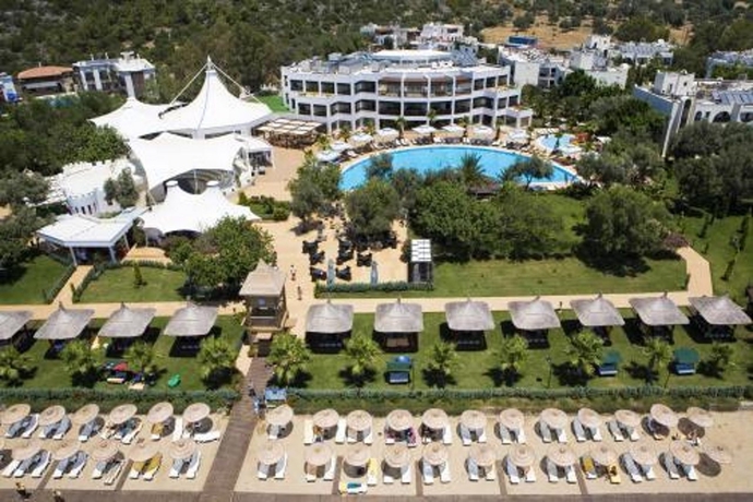 Imagen general del Hotel Latanya Park Resort - All Inclusive. Foto 4