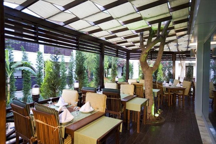 Imagen general del Hotel Latanya Park Resort - All Inclusive. Foto 10