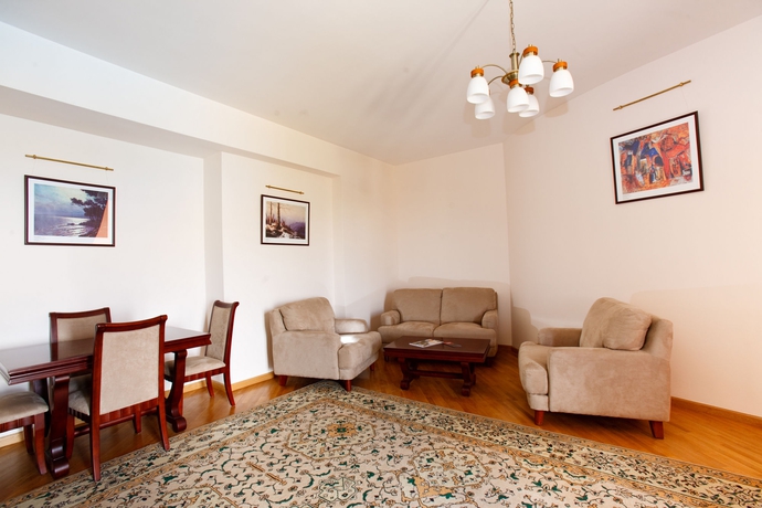 Imagen de los interiores del Hotel Latar Complex. Foto 16