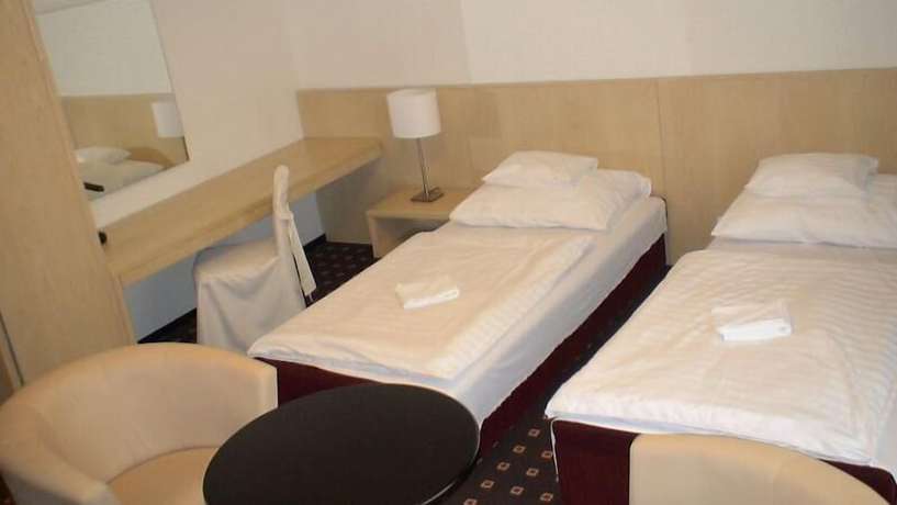 Imagen de la habitación del Hotel Laterum, Pecs. Foto 2