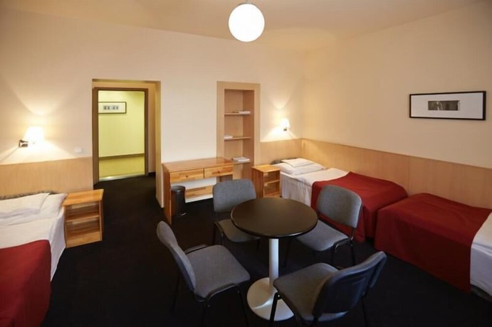 Imagen de la habitación del Hotel Laterum, Pecs. Foto 3
