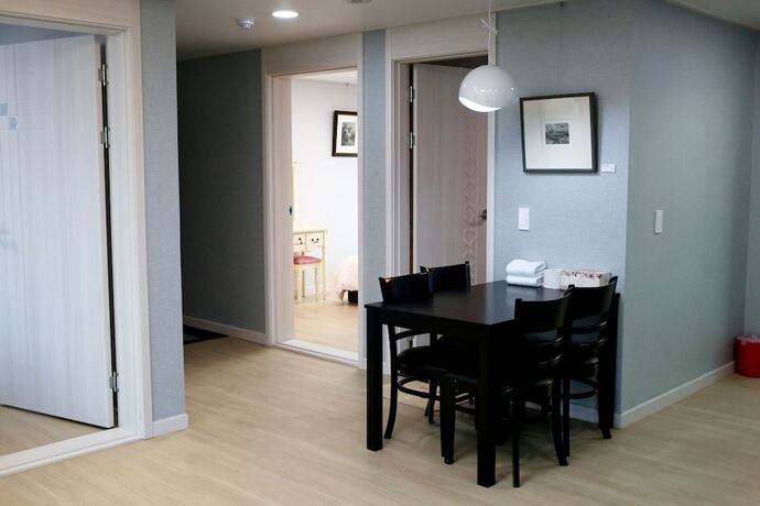 Imagen de la habitación del Hotel Latierra Terrace Golf Village. Foto 15