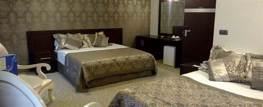 Imagen de la habitación del Hotel Latifoglu. Foto 7
