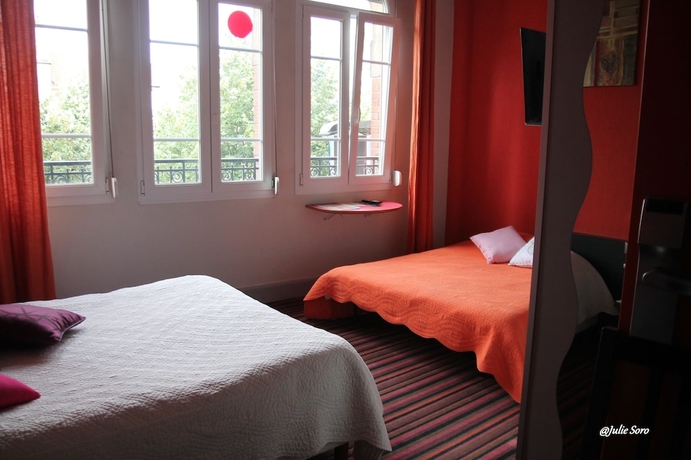 Imagen de la habitación del Hotel Latino Caf&eacute;. Foto 12