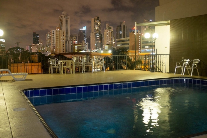Imagen general del Hotel Latino, Ciudad de Panamá. Foto 1