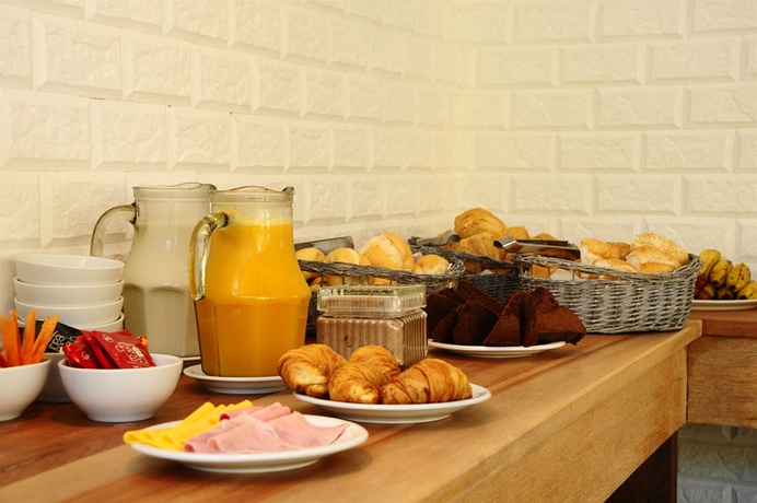 Imagen del bar/restaurante del Hotel Latitud Buzios. Foto 8