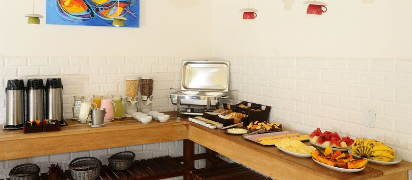 Imagen del bar/restaurante del Hotel Latitud Buzios. Foto 9