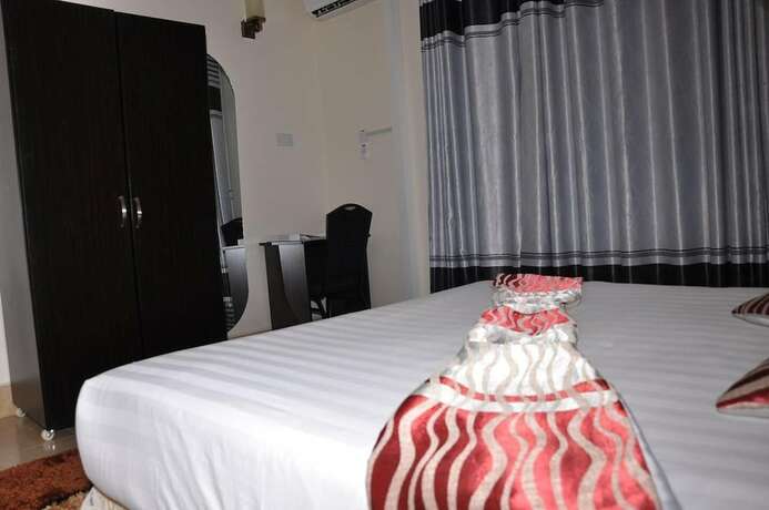 Imagen general del Hotel Latitude 1 Serviced Suites. Foto 8