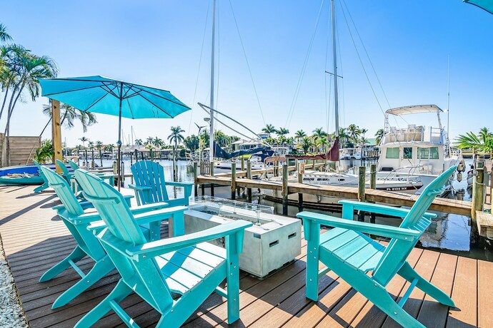 Imagen general del Hotel Latitude 26 Waterfront Boutique Resort - Fort Myers Beach. Foto 2