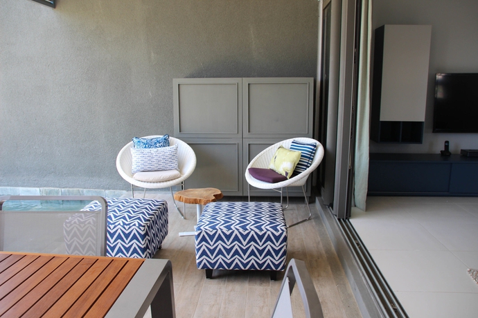 Imagen de los exteriores del Hotel Latitude Luxury Seafront Apartments. Foto 6