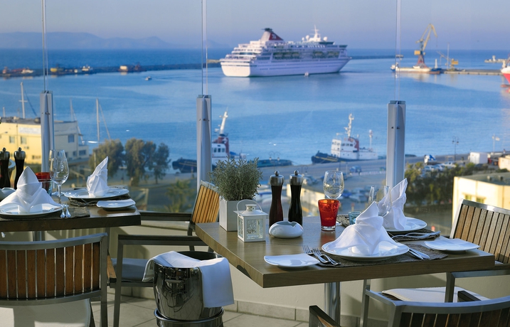 Imagen del bar/restaurante del Hotel Lato Boutique. Foto 8