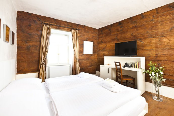 Imagen de la habitación del Hotel Latrán. Foto 4