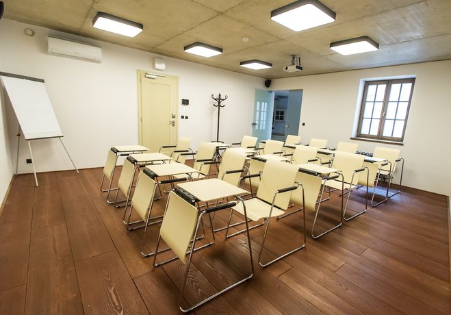 Imagen de los interiores del Hotel Latrán. Foto 17