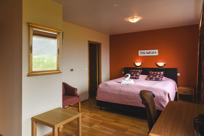 Imagen de la habitación del Hotel Latrabjarg. Foto 3