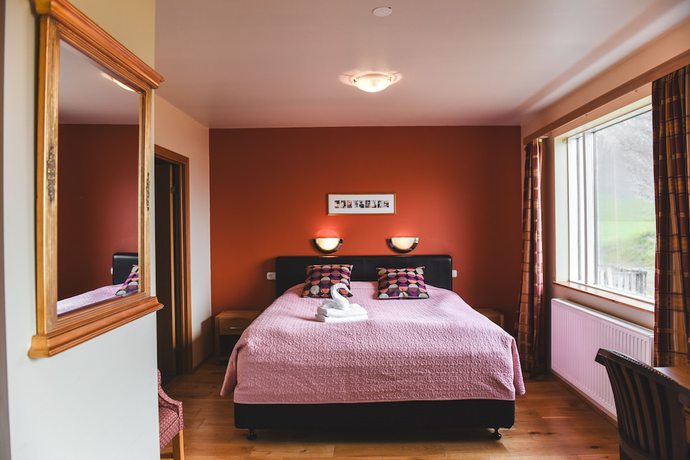 Imagen de la habitación del Hotel Latrabjarg. Foto 17