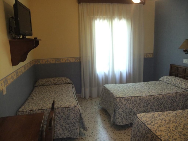 Imagen general del Hotel Latre. Foto 2