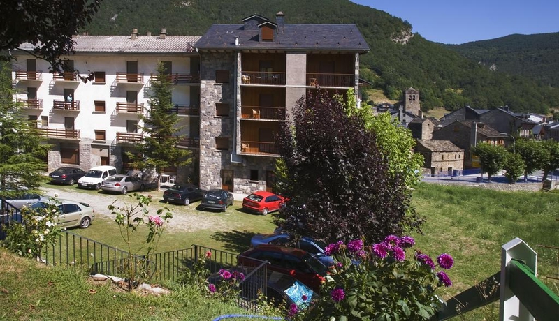 Imagen general del Hotel Latre. Foto 15