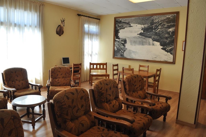 Imagen general del Hotel Latre. Foto 11