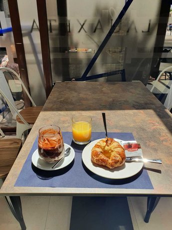 Imagen del bar/restaurante del Hotel Lauaxeta Etxea. Foto 6