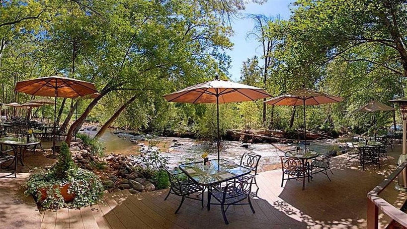 Imagen del bar/restaurante del Hotel L'auberge De Sedona. Foto 2