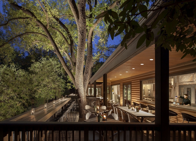 Imagen del bar/restaurante del Hotel L'auberge De Sedona. Foto 6