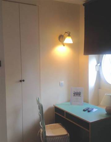 Imagen de la habitación del Hotel L'auberge Des 3 Marches. Foto 7
