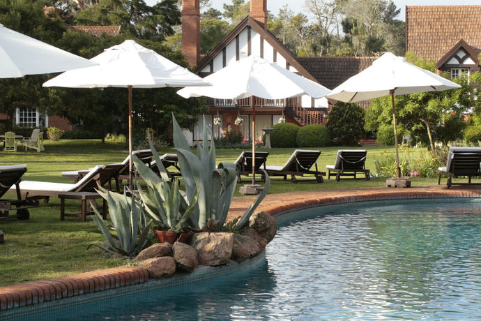 Imagen de la piscina del Hotel L'auberge, PUNTA DEL ESTE. Foto 15