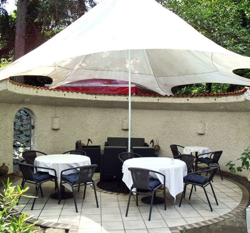 Imagen del bar/restaurante del Hotel L'auberge, Walldorf. Foto 3