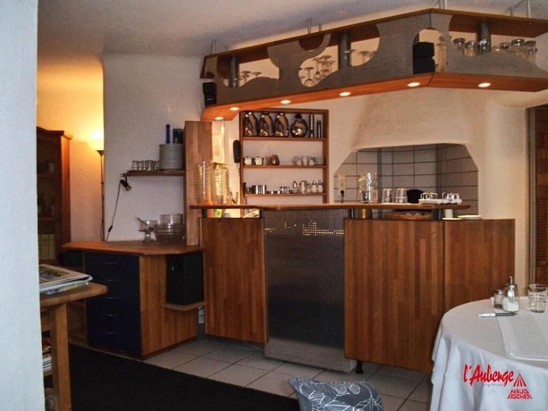 Imagen del bar/restaurante del Hotel L'auberge, Walldorf. Foto 6