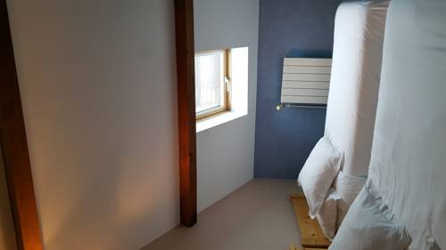 Imagen de la habitación del Hotel L'aubrac. Foto 4