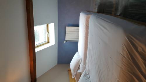 Imagen de la habitación del Hotel L'aubrac. Foto 6