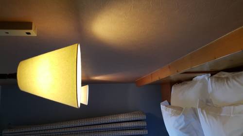 Imagen de la habitación del Hotel L'aubrac. Foto 11