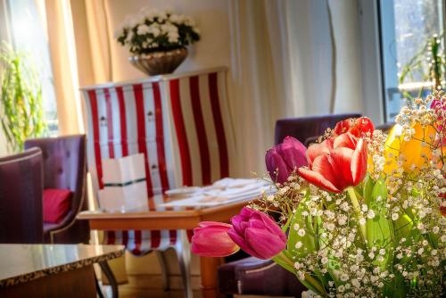 Imagen del bar/restaurante del Hotel Laudensacks Parkhotel and Beauty Spa. Foto 5