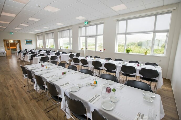 Imagen del bar/restaurante del Hotel Laugar. Foto 16