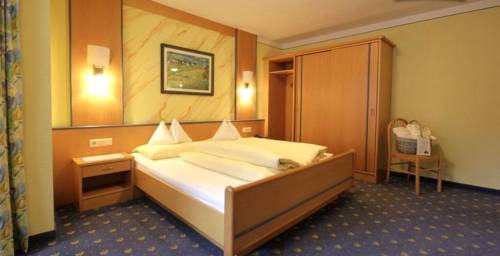 Imagen de la habitación del Hotel L&auml;rchenhof. Foto 6