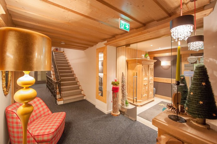 Imagen de los interiores del Hotel L&auml;rchenhof - Premium Apartments and Zimmer. Foto 14