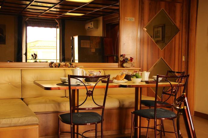 Imagen general del Hotel Laura, Aeropuerto de Roma-Ciampino. Foto 3