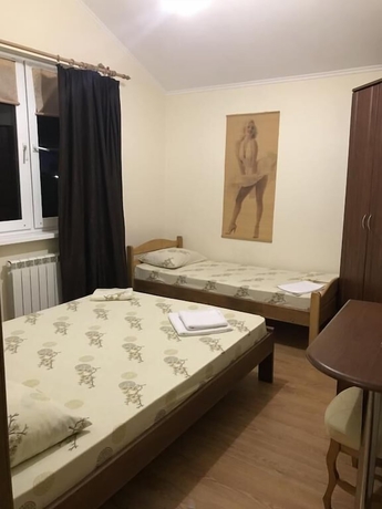 Imagen de la habitación del Hotel Laura Guest House, L&aacute;zarevskoye. Foto 3