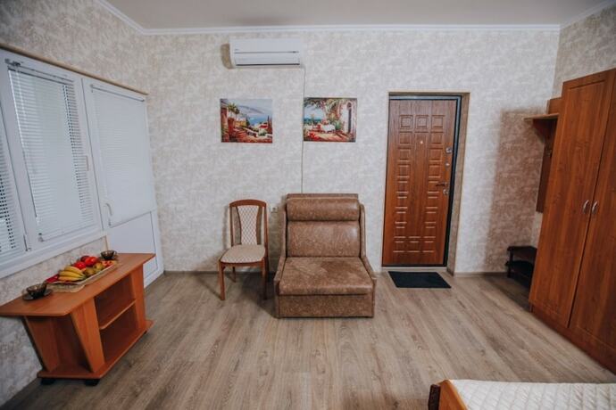 Imagen de la habitación del Hotel Laura Guest House, Sochi. Foto 17
