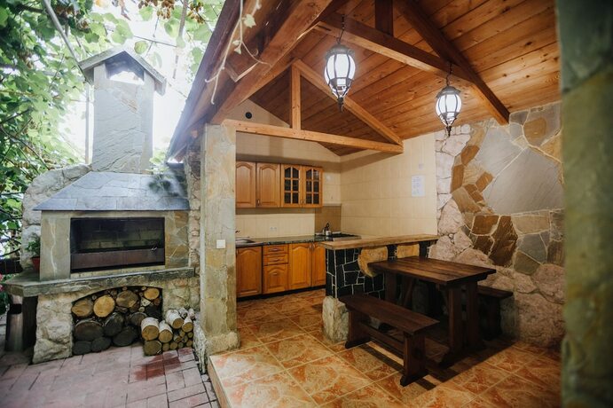 Imagen general del Hotel Laura Guest House, Sochi. Foto 10