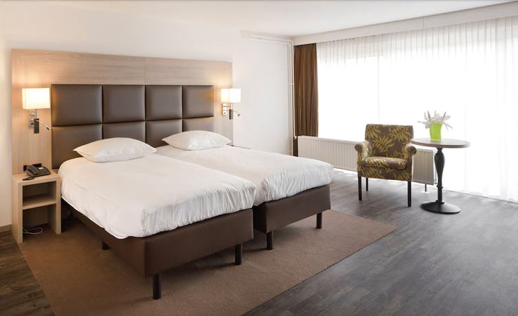 Imagen de la habitación del Hotel Laurabos. Foto 13