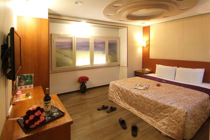 Imagen de la habitación del Hotel Laurel Business. Foto 3