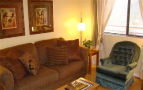 Imagen de la habitación del Hotel Laurel Inn Condominium. Foto 5