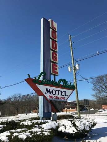 Imagen general del Hotel Laurel Notch Motel. Foto 10
