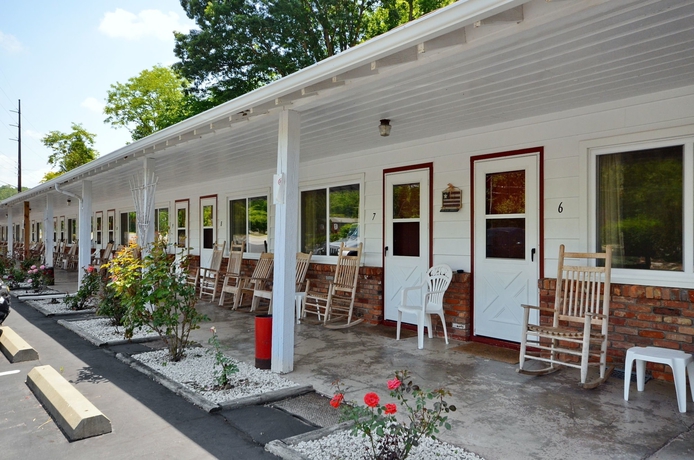 Imagen de los exteriores del Hotel Laurel Park Inn. Foto 6