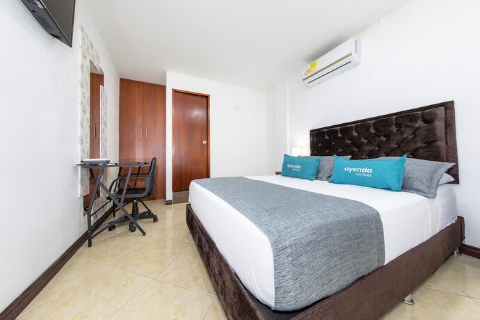 Imagen de la habitación del Hotel Laureles Palo Alto. Foto 11
