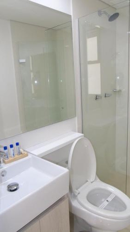 Imagen de la habitación del Hotel Laureles Plaza. Foto 8