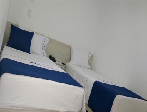 Imagen de la habitación del Hotel Laureles Plaza. Foto 10