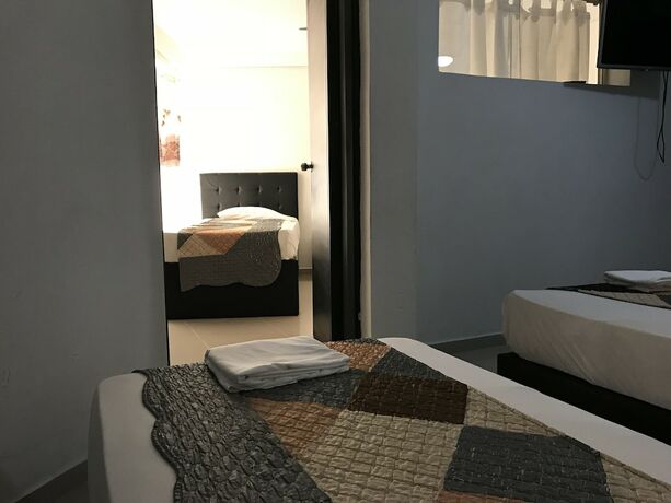 Imagen de la habitación del Hotel Laureles de Aburra Medellin. Foto 9