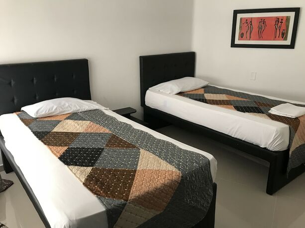 Imagen de la habitación del Hotel Laureles de Aburra Medellin. Foto 34